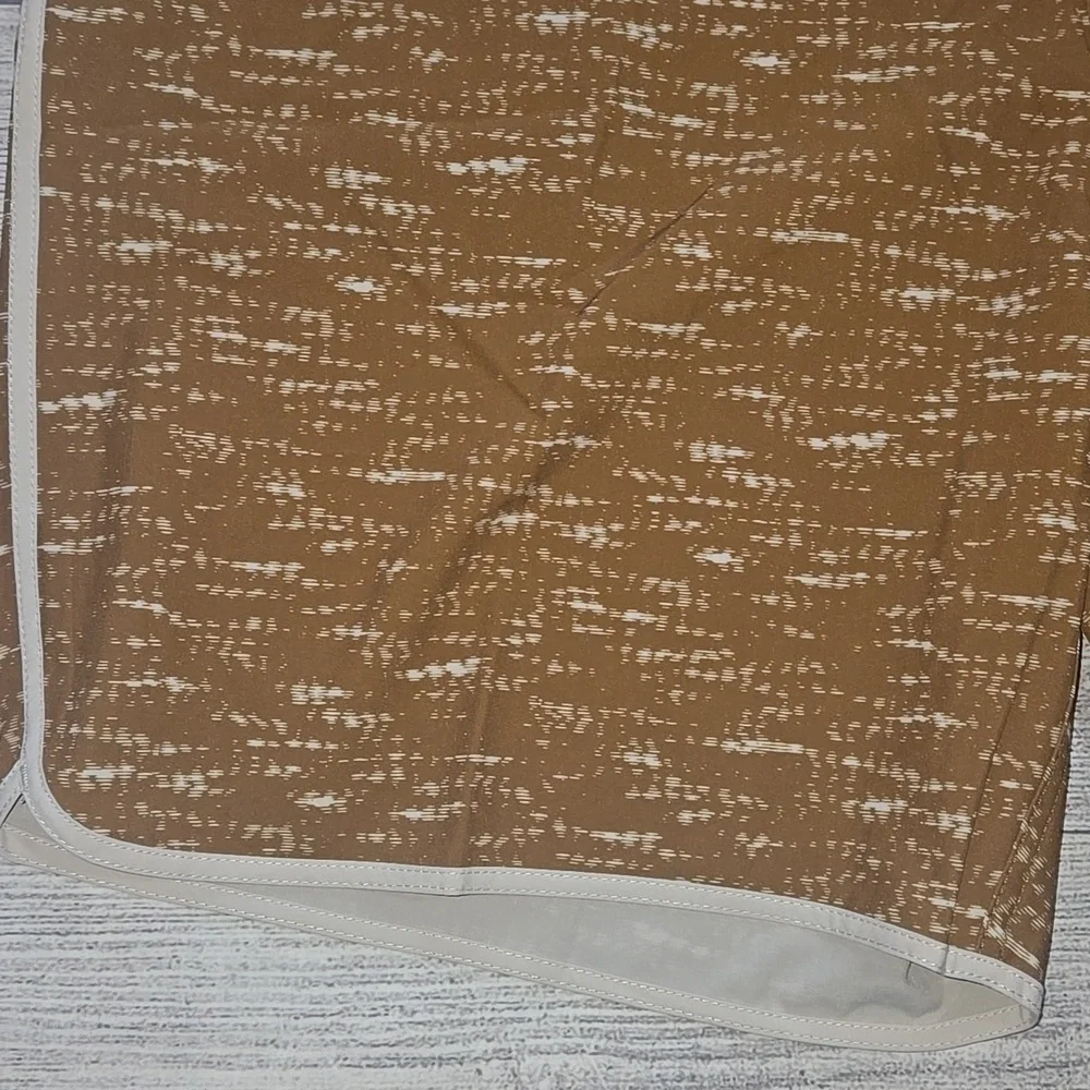 Vuori Men's Cruise Boardshort Caramel Slub Size 38 NWT